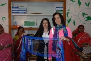 Visita de Elisa Cuenca a Marina Silk