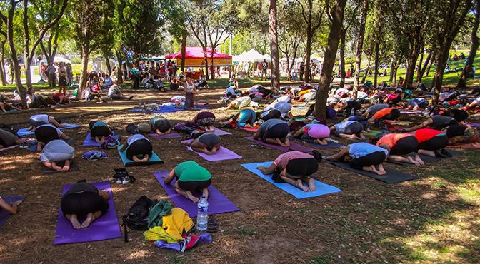 Semilla para el Cambio participa en el Barcelona Yoga Day