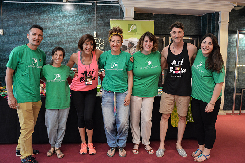 Voluntarios de Barcelona de Semilla para el Cambio